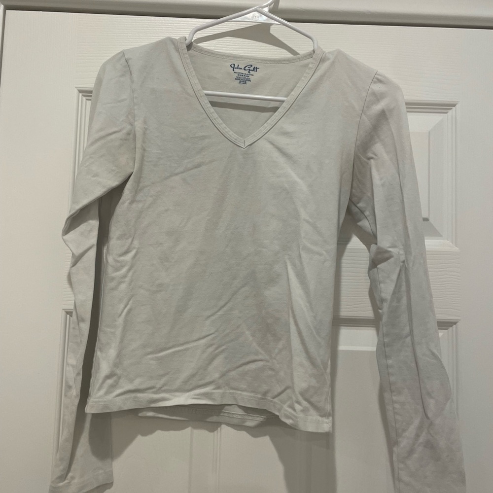 Brandy Melville white long sleeve top, a little wrinkled but in good condition